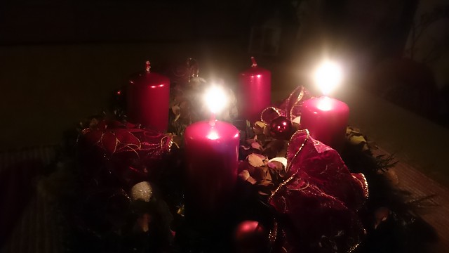Adventní věneček s hortenziemi 2016