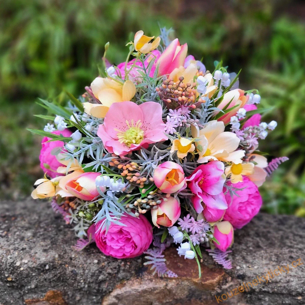  Květinová látková kytice -  Viky