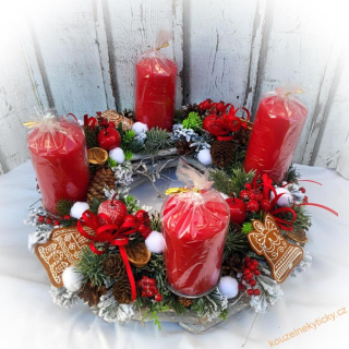 MAXI kořenový adventní věnec - Red s perníčky 
