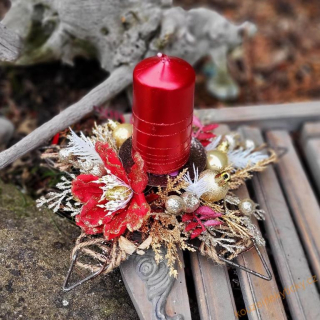 Svícen hnědá hvězda -  červená magnolie 