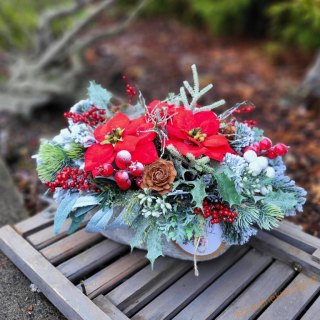 Zimní kameninový květník - ovál s poinsetiemi