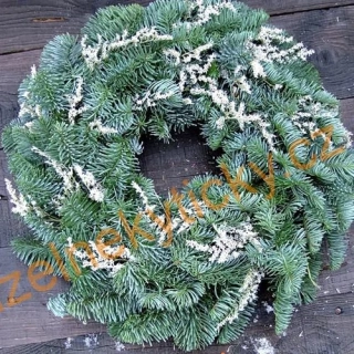  Předobjednávka -  40cm Chvojový věnec Nobilis s tatarikou 