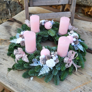 REZERVACE   p. Hana  Adventní Chvojový Nobilis 35cm  Růžový 