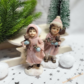 Figurka vánoční - Holčička s medvídkem růžová