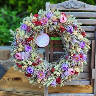 REZERVACE p. Daniela  Sušinový věnec -  Ke kytičkám 