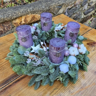  Adventní Chvojový Nobilis 40cm Rustical do ledové fialové  